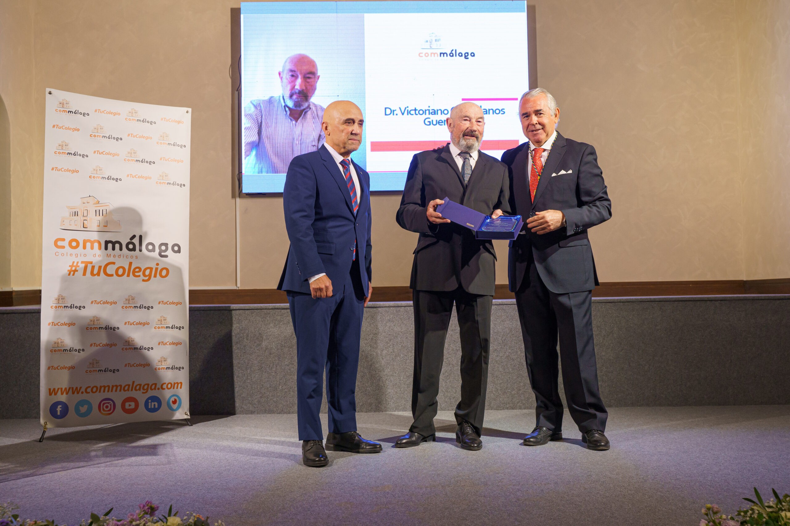 El Colegio reconoce a 15 médicos de Ronda y su comarca