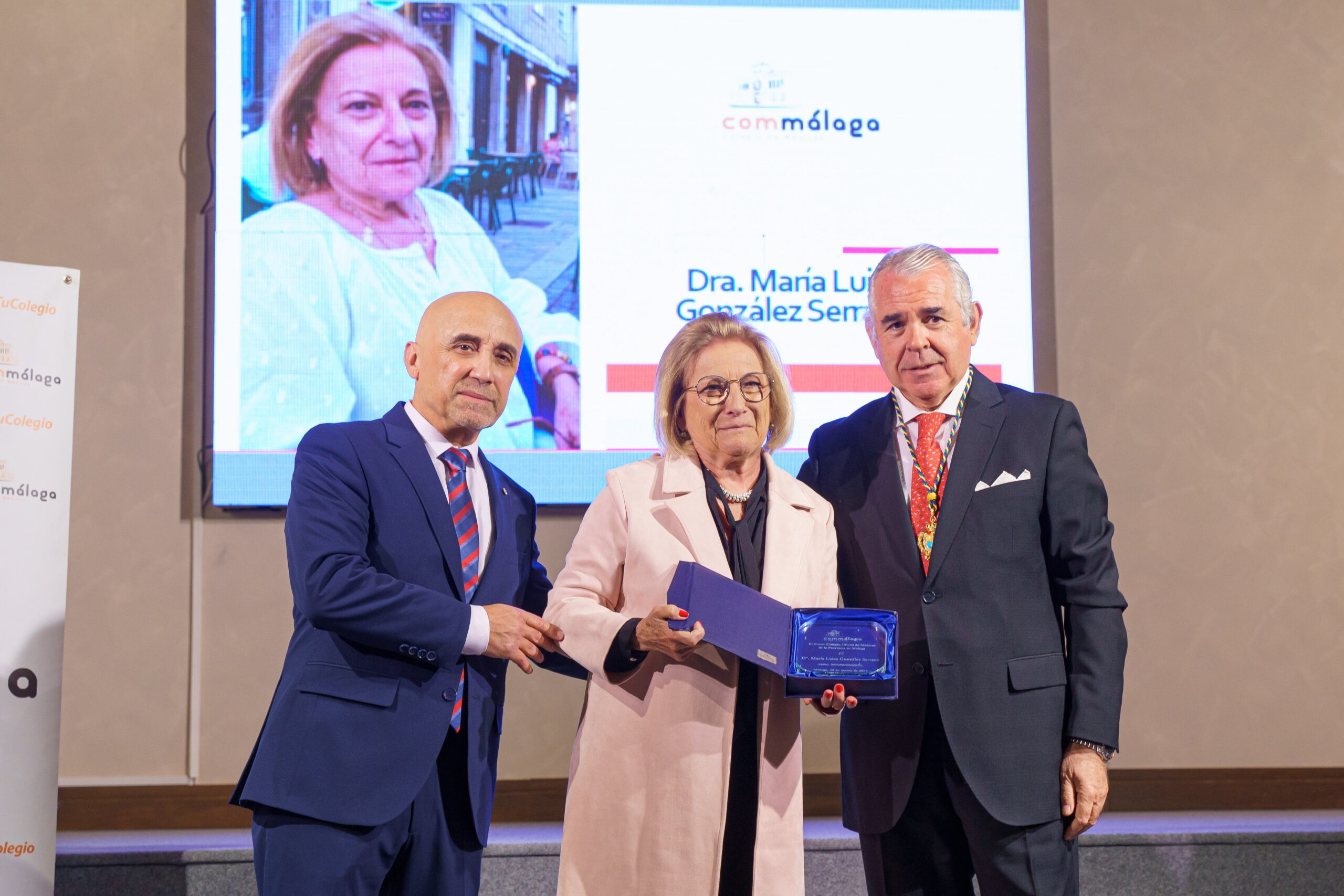 El Colegio reconoce a 15 médicos de Ronda y su comarca