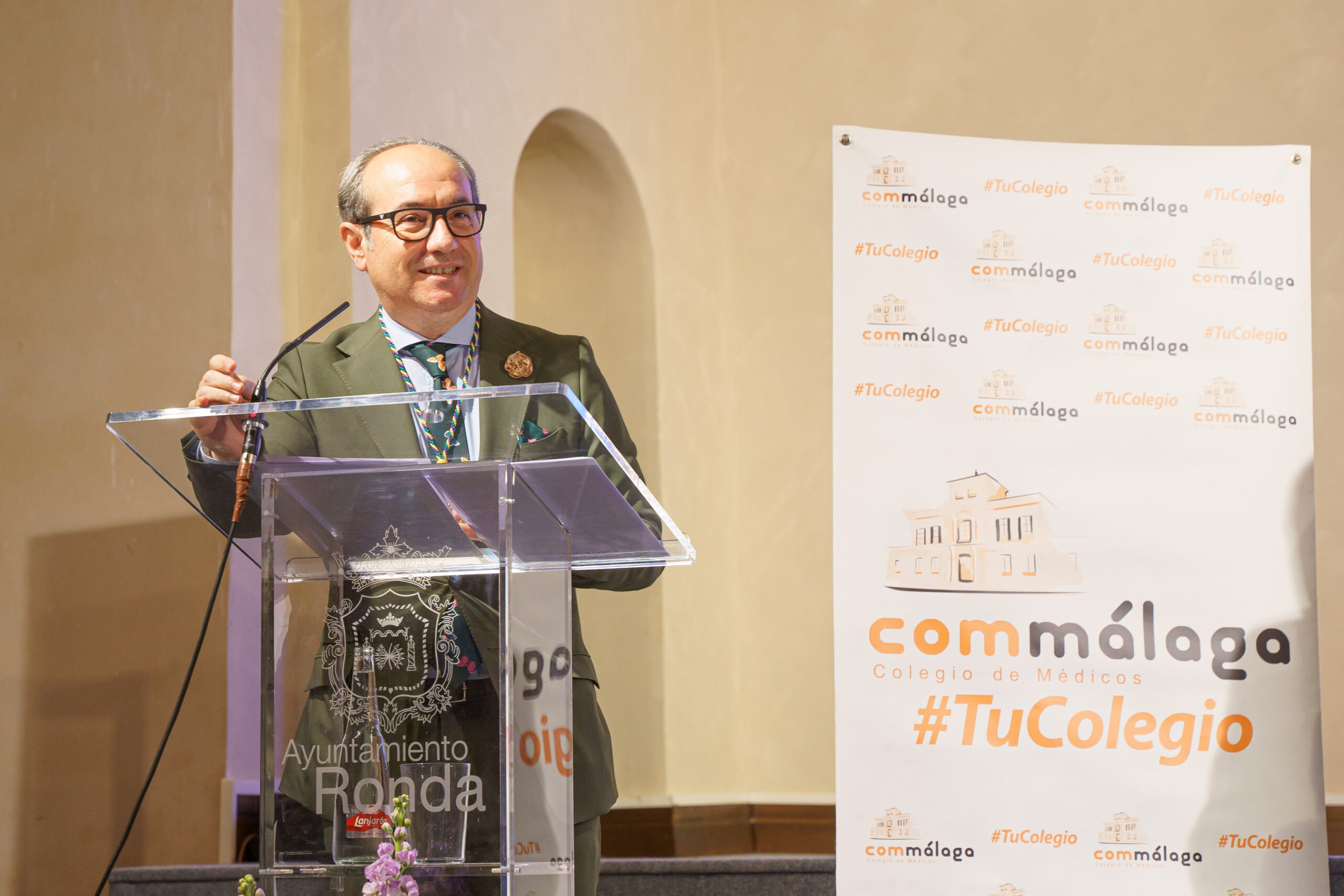 El Colegio reconoce a 15 médicos de Ronda y su comarca