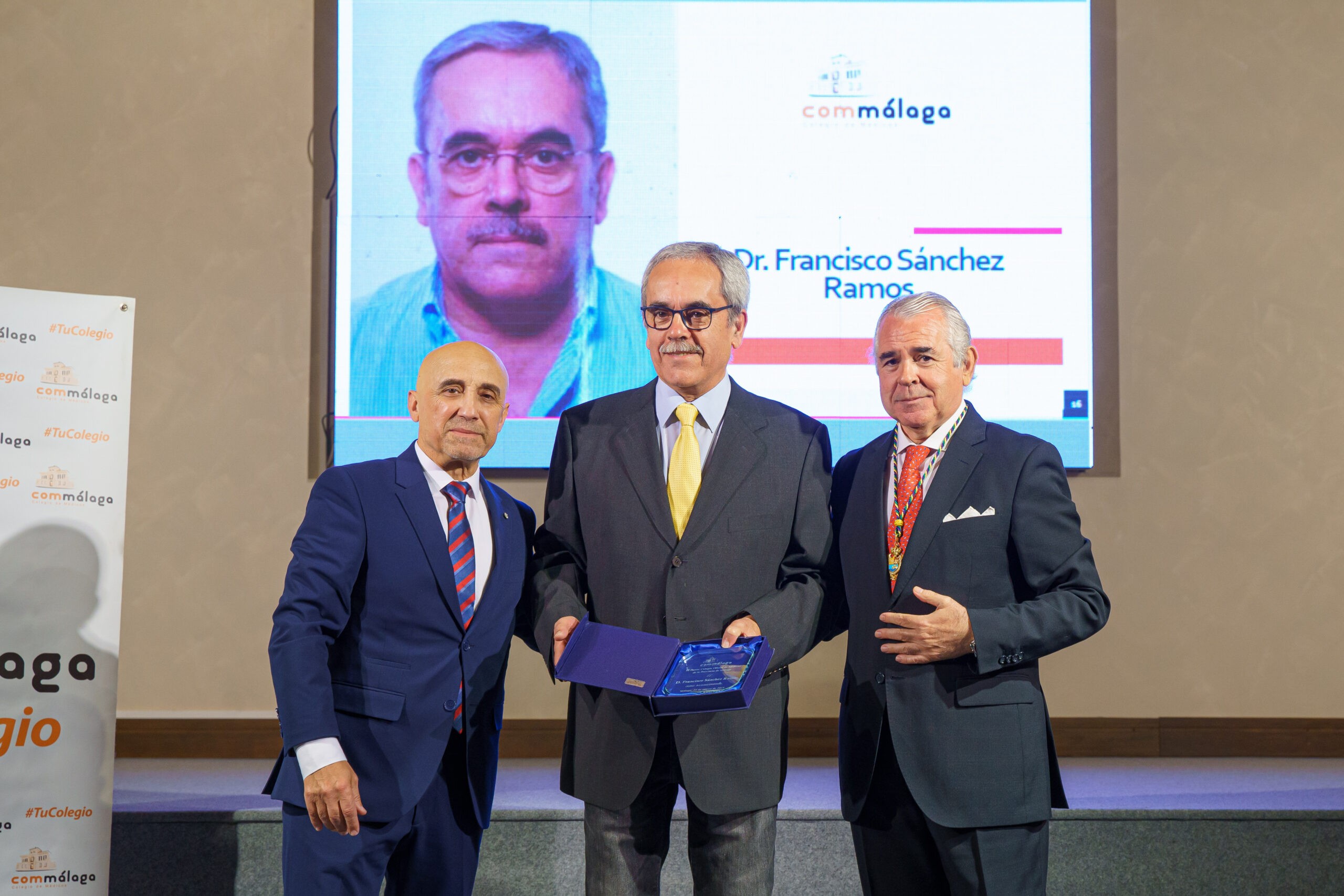 El Colegio reconoce a 15 médicos de Ronda y su comarca